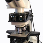 para que sirve el microscopio de luz ultravioleta